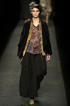 Look 60